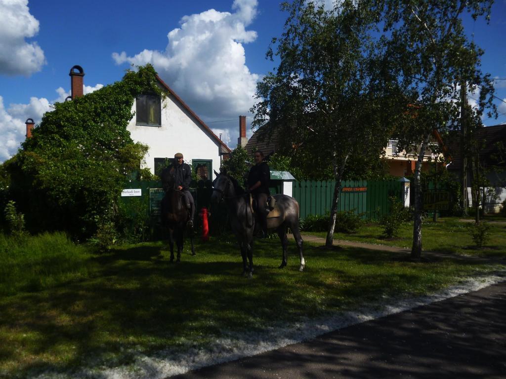 Hajdu Lovasudvar Hortobágy Exterior foto