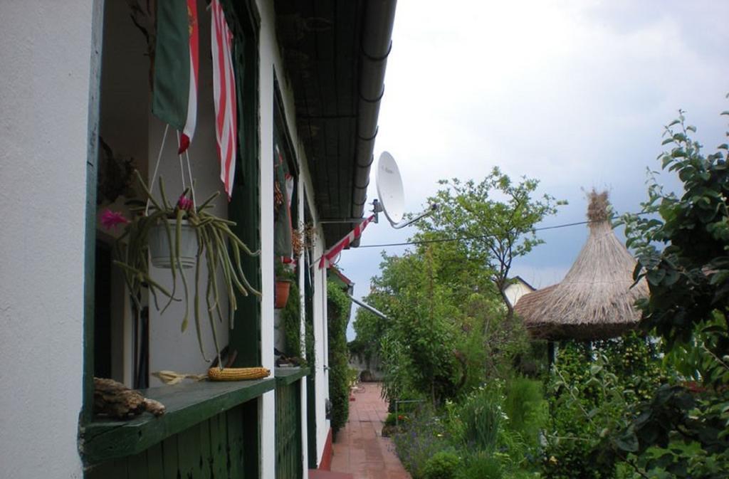 Hajdu Lovasudvar Hortobágy Exterior foto